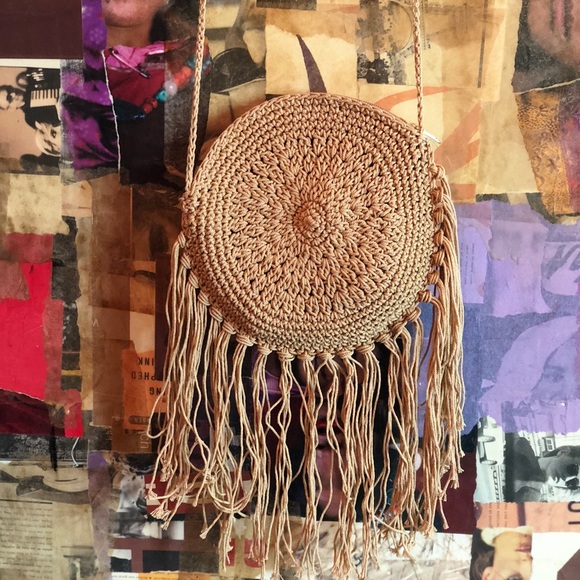 MischkaPu Handbags - CIRCLE FRIDGES STRAW CROSSBODY BAG